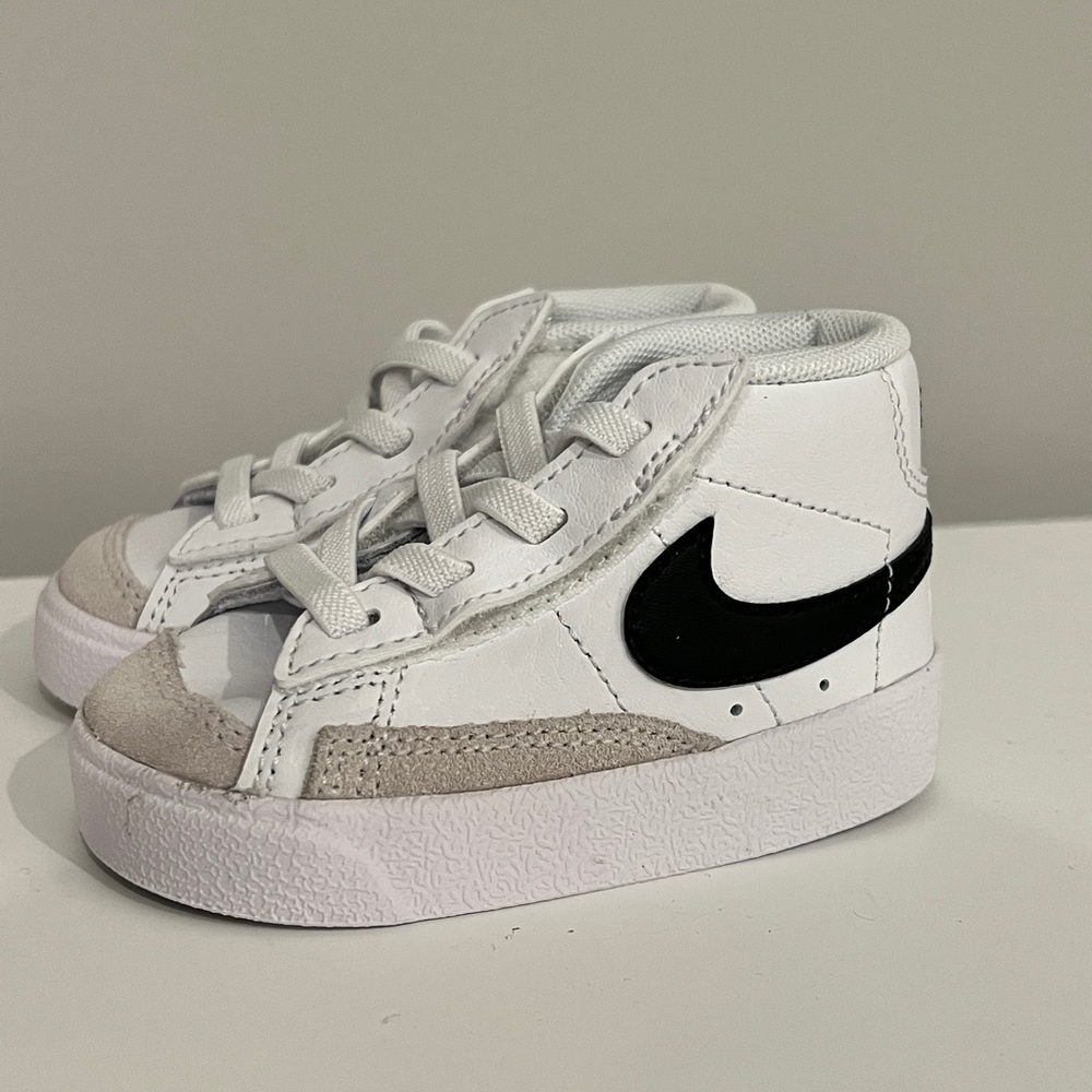 NIB Baby Nike Blazer Mid 77’